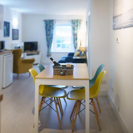 Pass The Keys Modern 2 Bed Flat Overlooking Aberaeron Harbour Εξωτερικό φωτογραφία