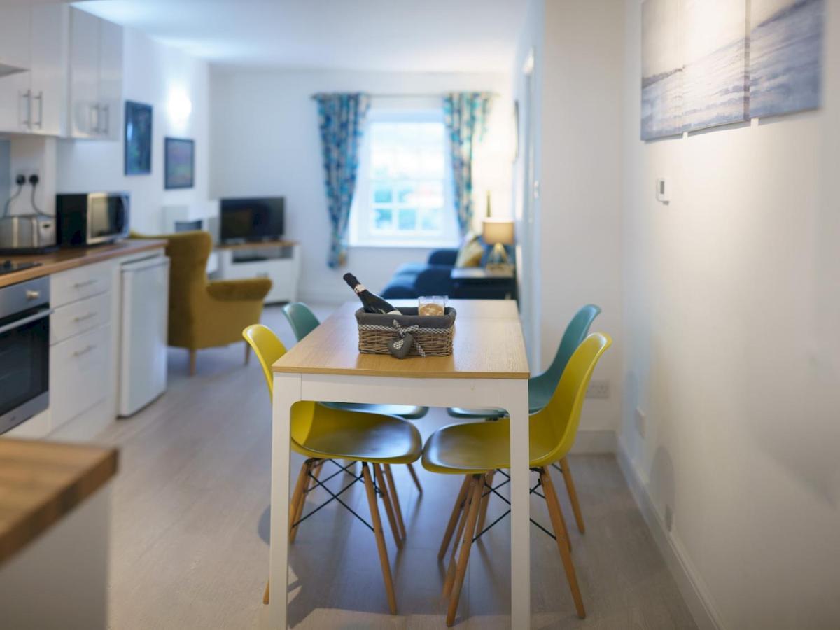 Pass The Keys Modern 2 Bed Flat Overlooking Aberaeron Harbour Εξωτερικό φωτογραφία