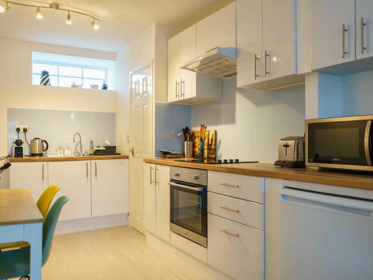 Pass The Keys Modern 2 Bed Flat Overlooking Aberaeron Harbour Εξωτερικό φωτογραφία