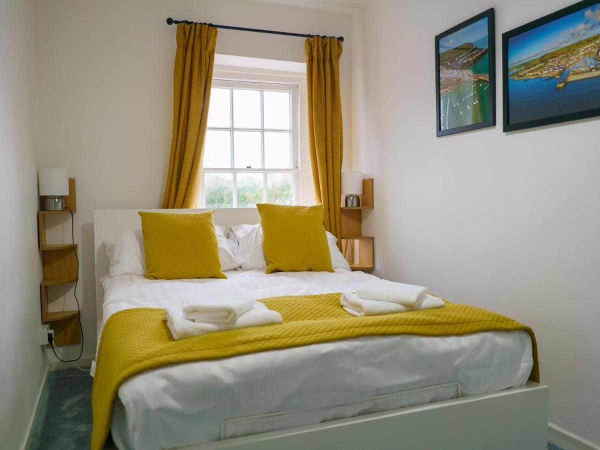 Pass The Keys Modern 2 Bed Flat Overlooking Aberaeron Harbour Εξωτερικό φωτογραφία