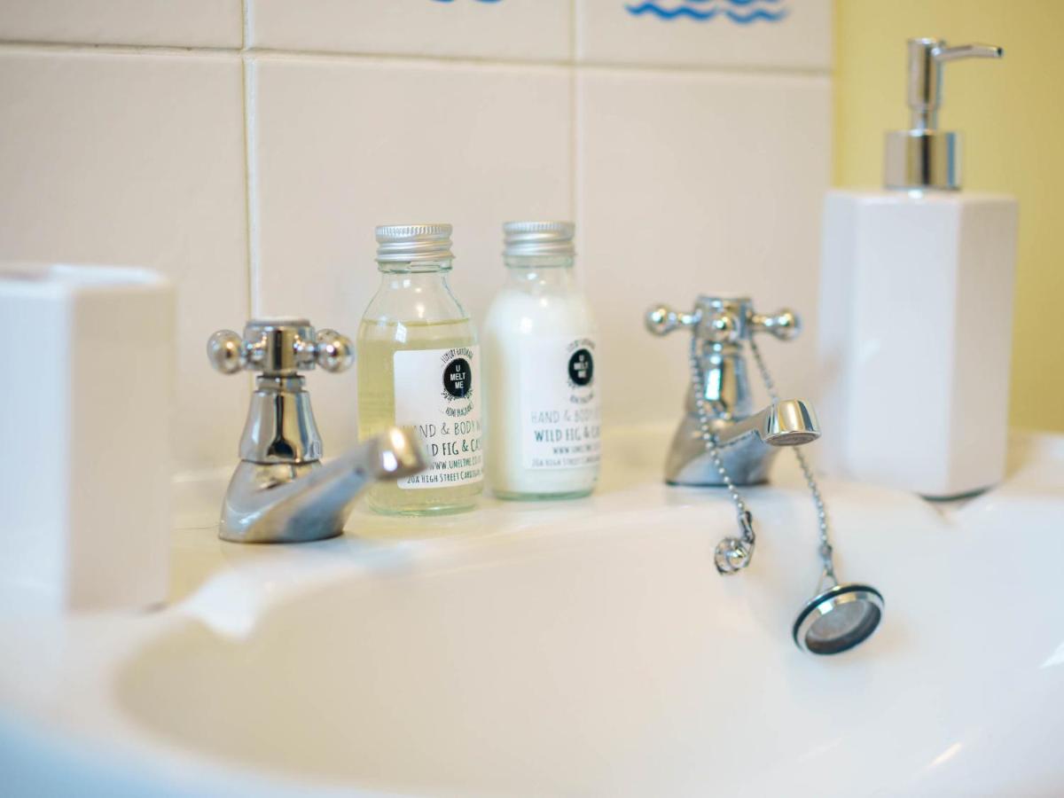 Pass The Keys Modern 2 Bed Flat Overlooking Aberaeron Harbour Εξωτερικό φωτογραφία