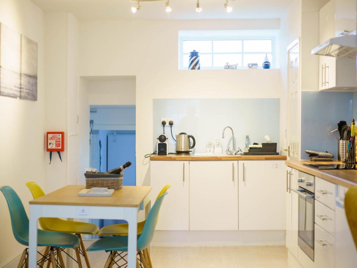 Pass The Keys Modern 2 Bed Flat Overlooking Aberaeron Harbour Εξωτερικό φωτογραφία