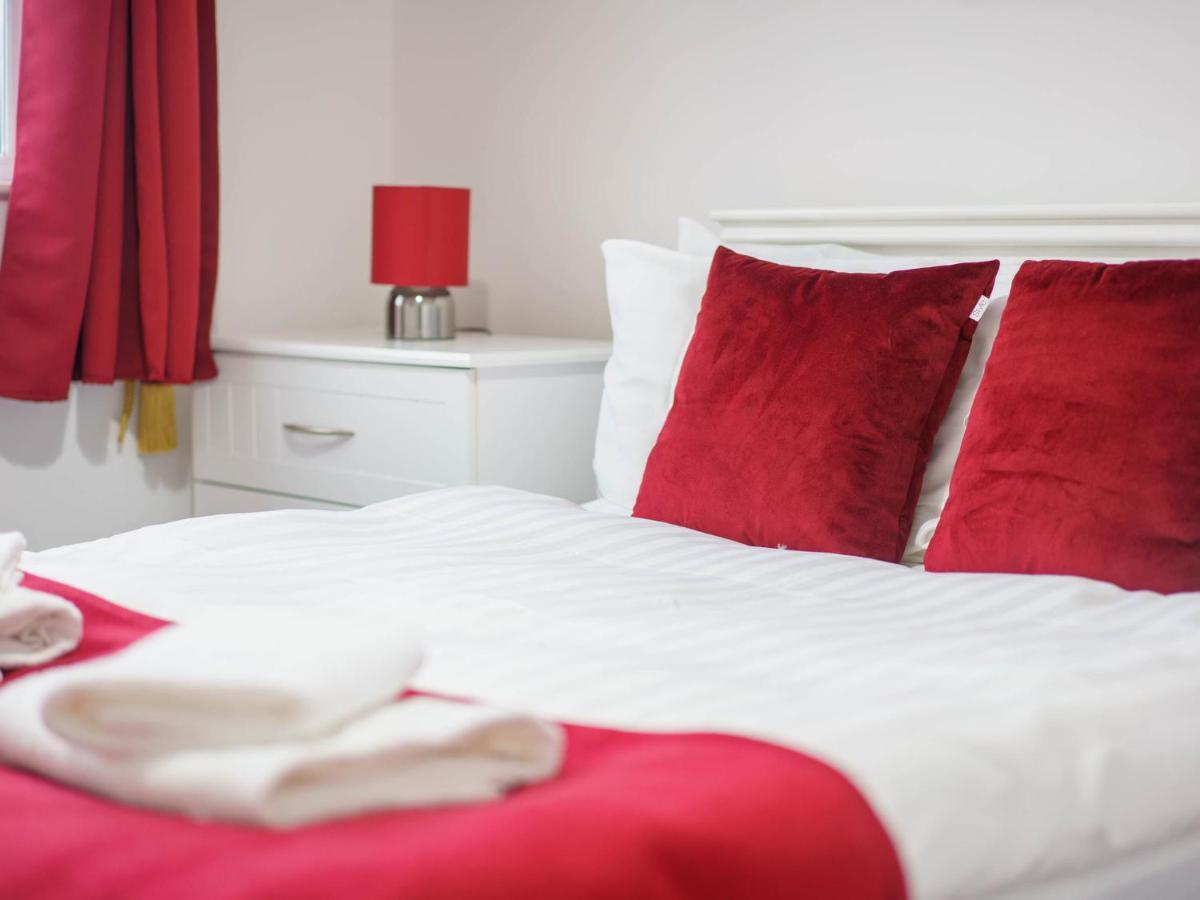 Pass The Keys Modern 2 Bed Flat Overlooking Aberaeron Harbour Εξωτερικό φωτογραφία
