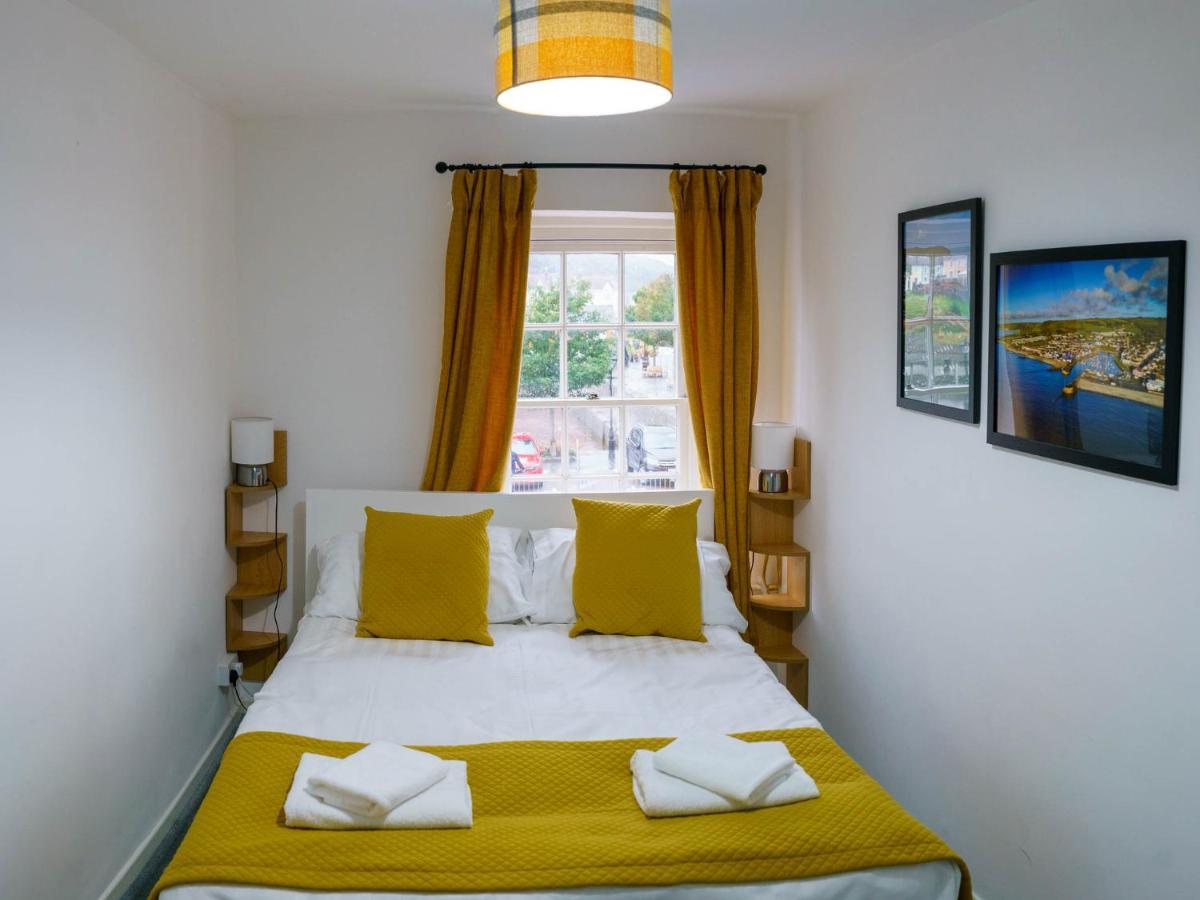 Pass The Keys Modern 2 Bed Flat Overlooking Aberaeron Harbour Εξωτερικό φωτογραφία