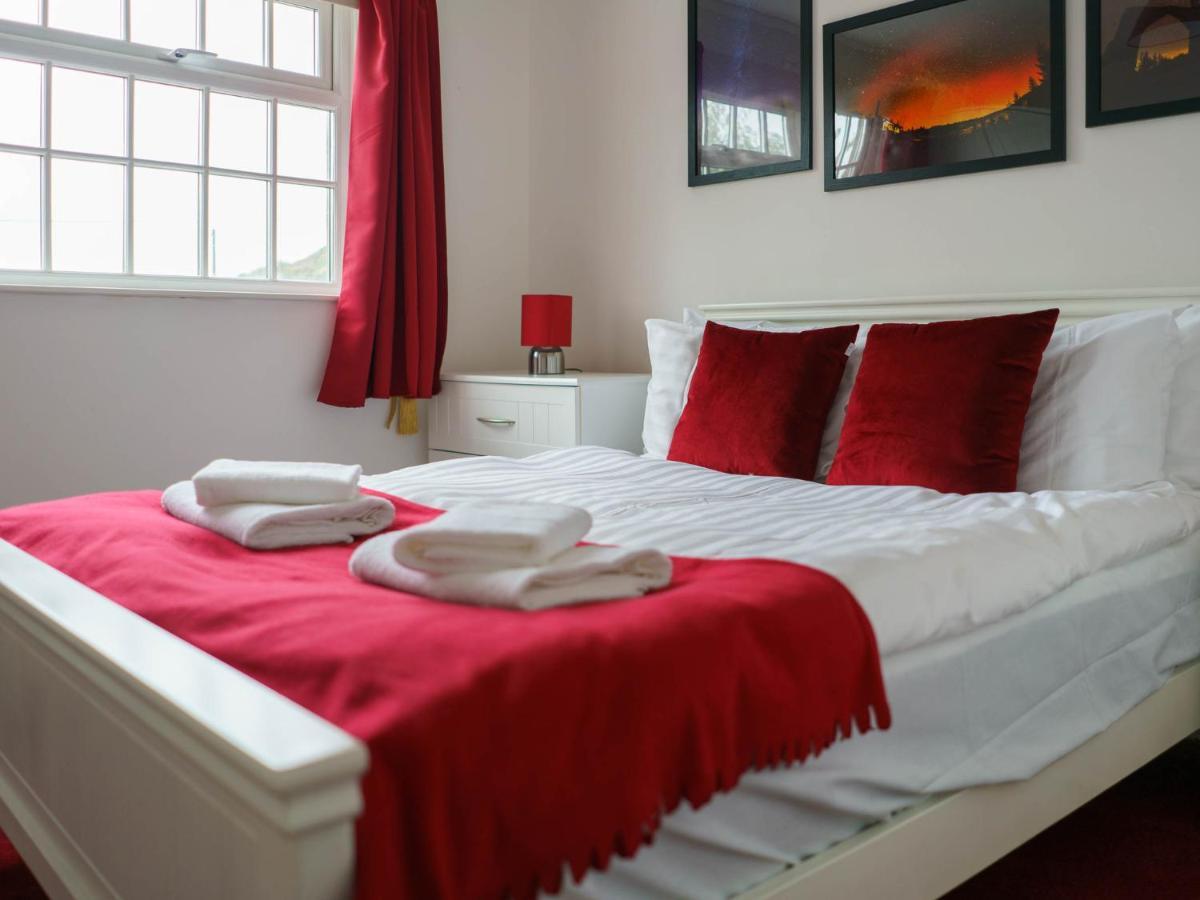 Pass The Keys Modern 2 Bed Flat Overlooking Aberaeron Harbour Εξωτερικό φωτογραφία